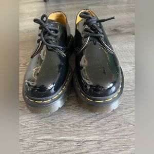 Dr Martens Oxford shoes